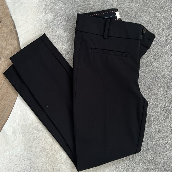 BRAND NEW Anthropologie Essential slim pants - Picture 3 of 5